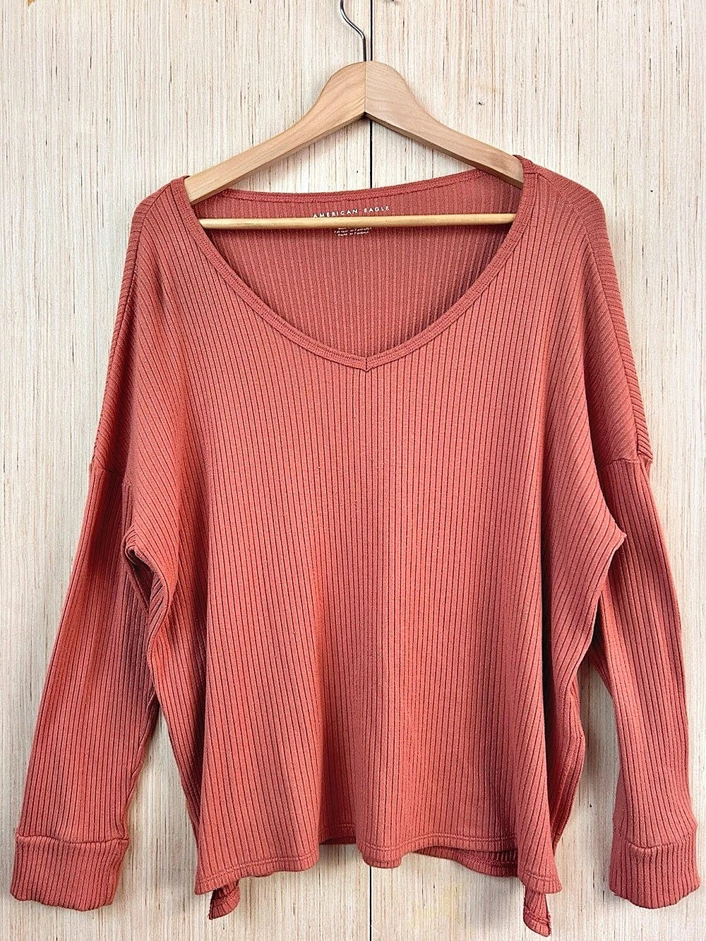 American Eagle Women's Soft and Sexy V Neck Sweater in Salmon, Like New